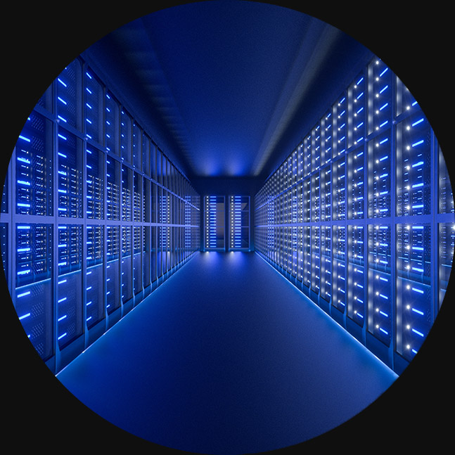 Abbildung eines Serverraumes eines Webhosters, der Webseiten hostet und Webspace anbietet.